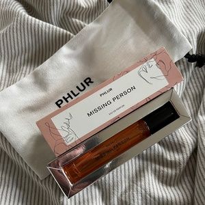 BRAND NEW Phlur Missing Person with drawstring pouch